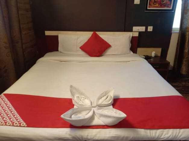 Hotel Oyo Royal Ruby Enclave Puri Exterior foto