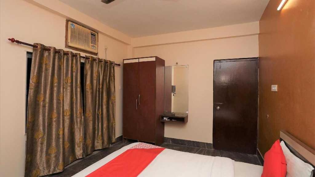 Hotel Oyo Royal Ruby Enclave Puri Exterior foto