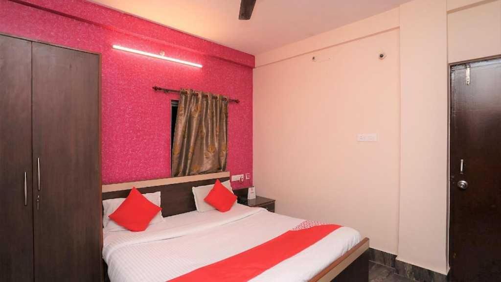 Hotel Oyo Royal Ruby Enclave Puri Exterior foto