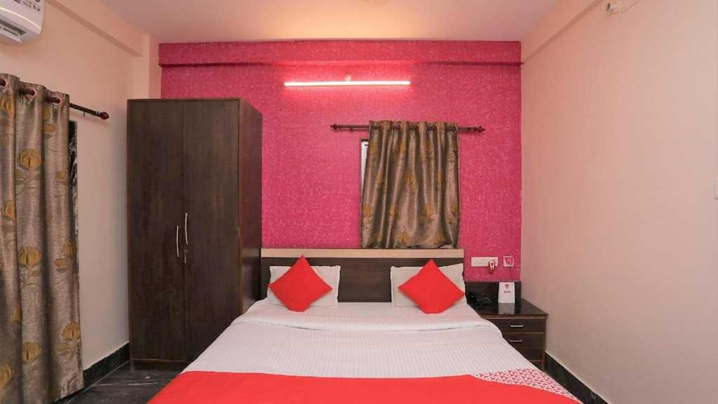 Hotel Oyo Royal Ruby Enclave Puri Exterior foto