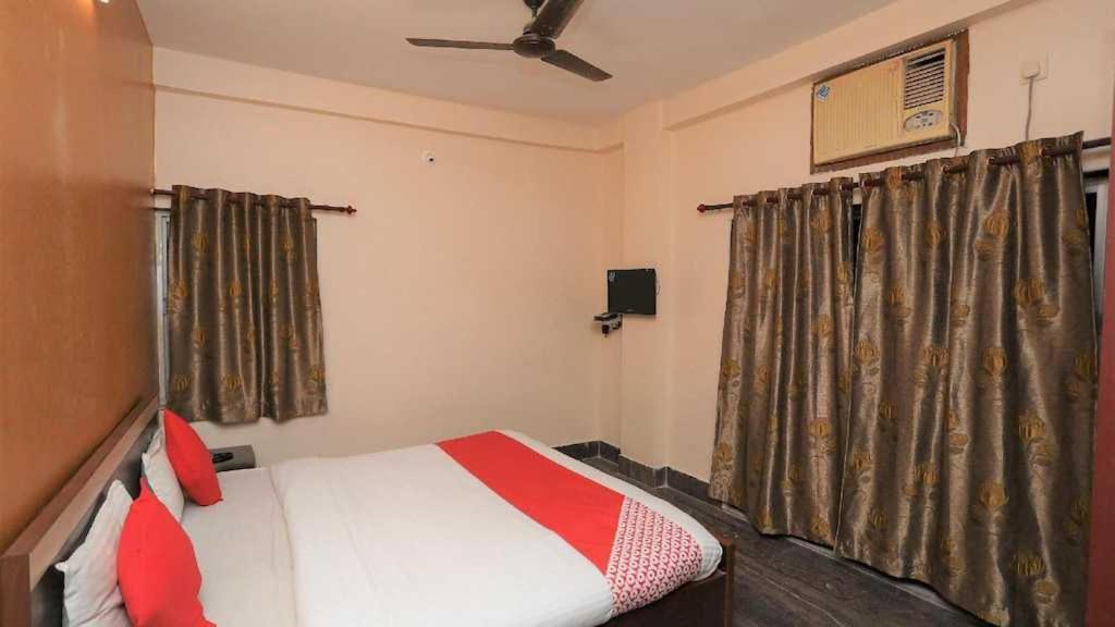 Hotel Oyo Royal Ruby Enclave Puri Exterior foto