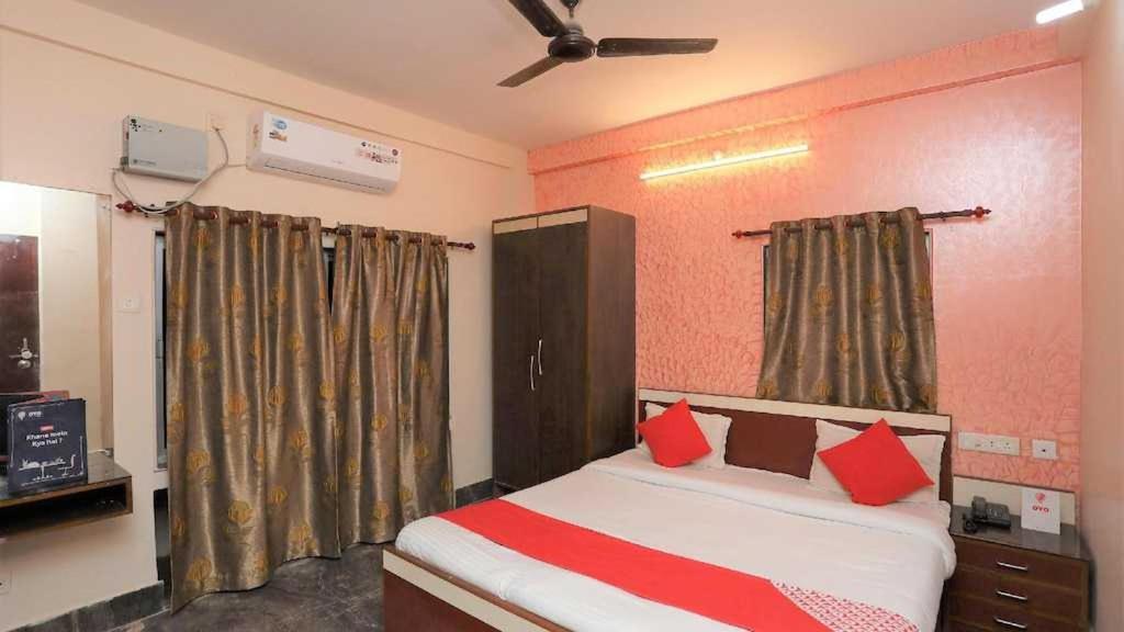 Hotel Oyo Royal Ruby Enclave Puri Exterior foto
